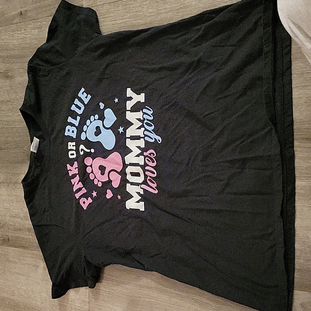 Gender reveal mommy shirt